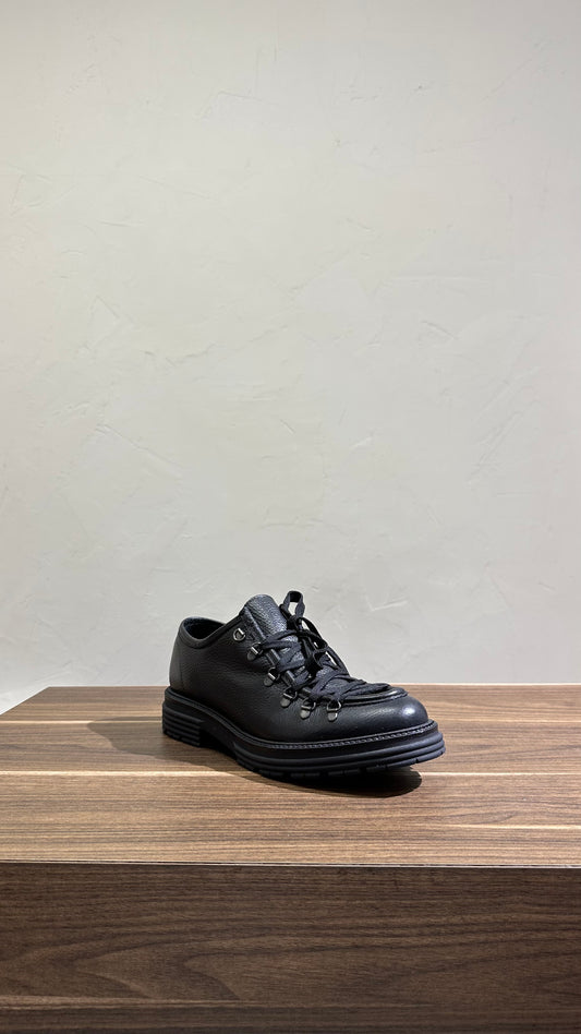 STRINGATE SHOES