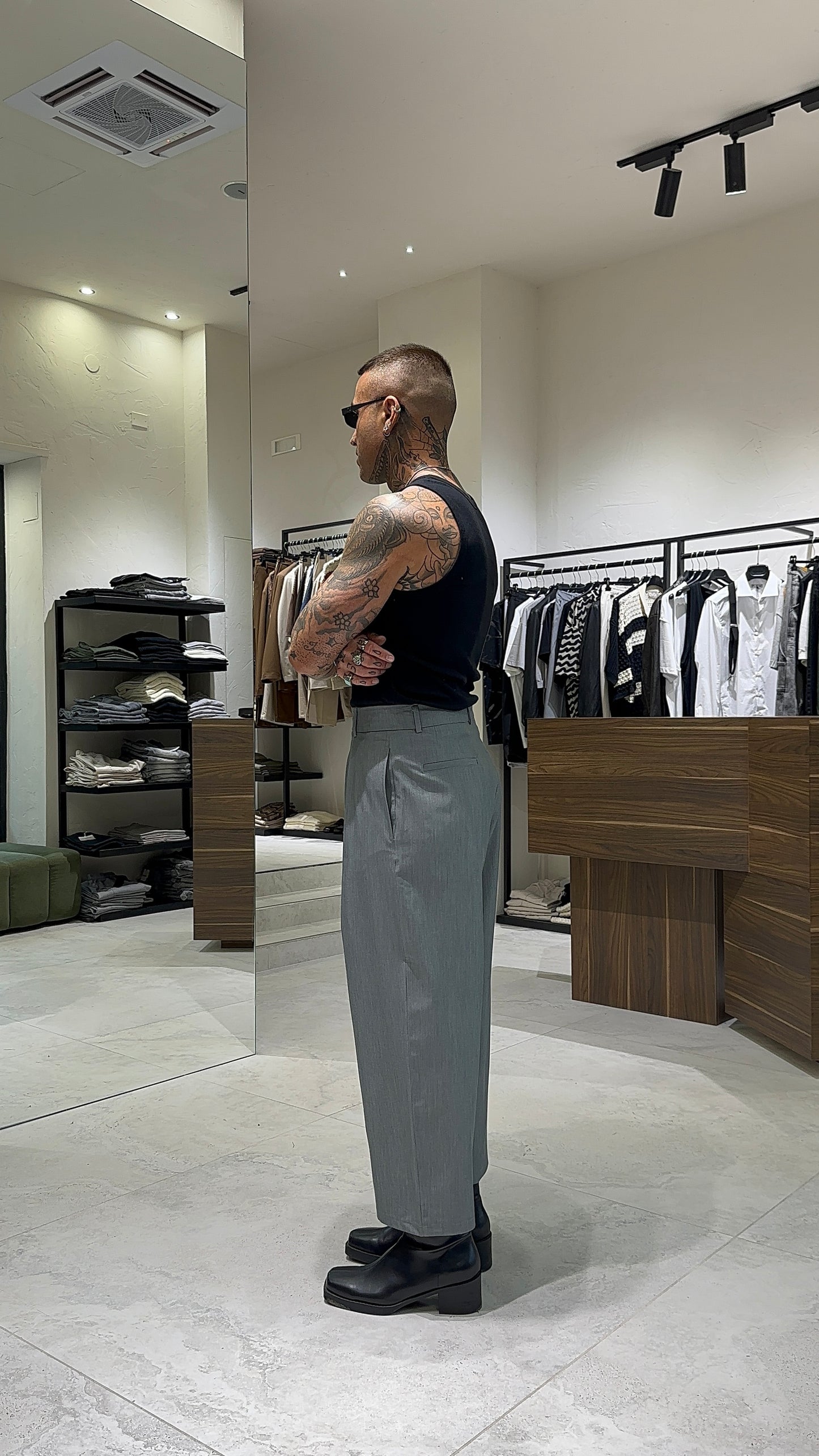 AVANTGARDE PANTS