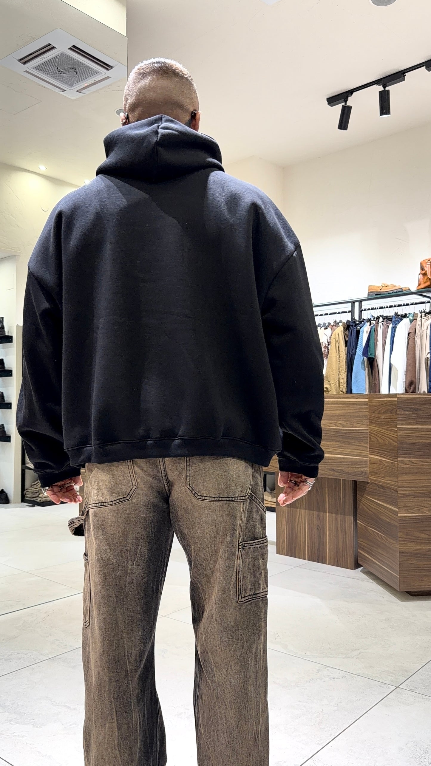 BOXY FIT HOODIE