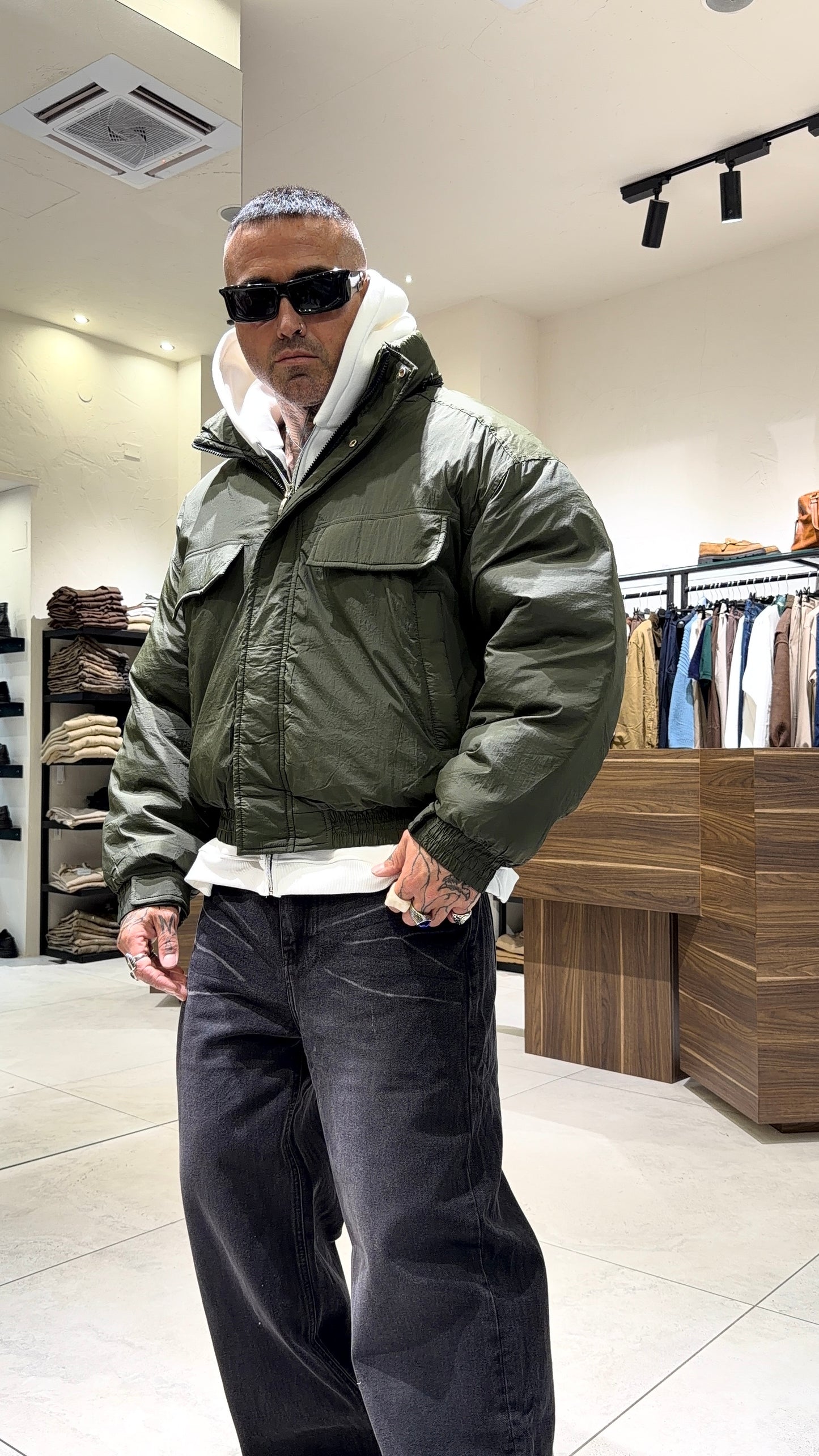 CROPPED BOMBER TECNICO