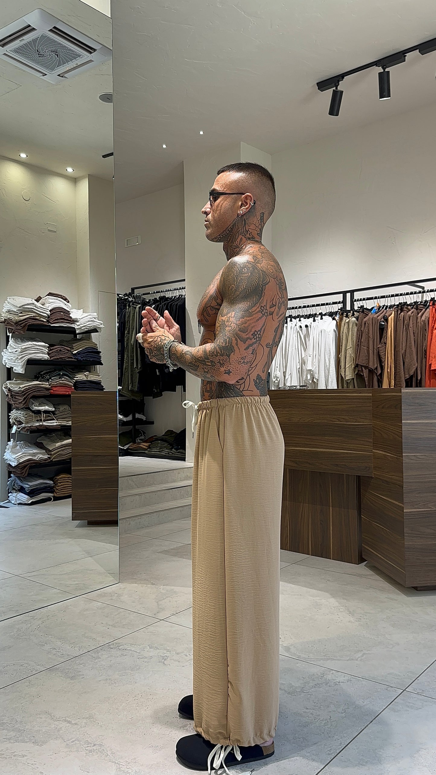 PANTALONE LACCI