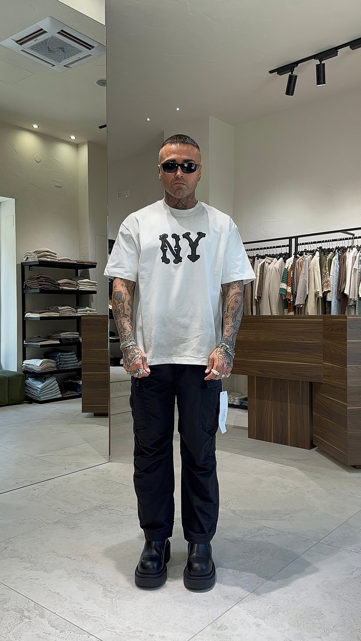 AVANTGARDE T-SHIRT NY
