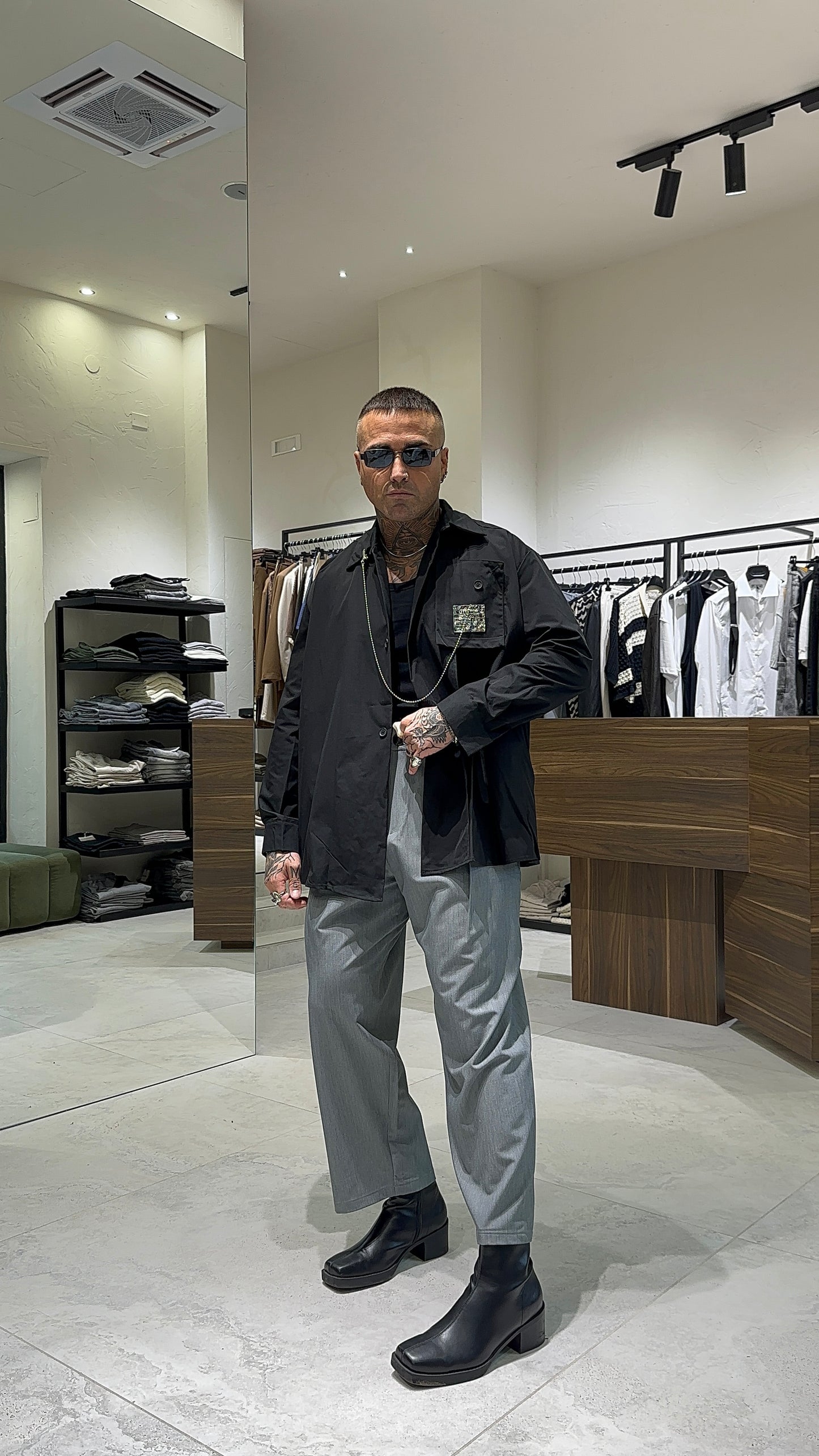 AVANTGARDE PANTS