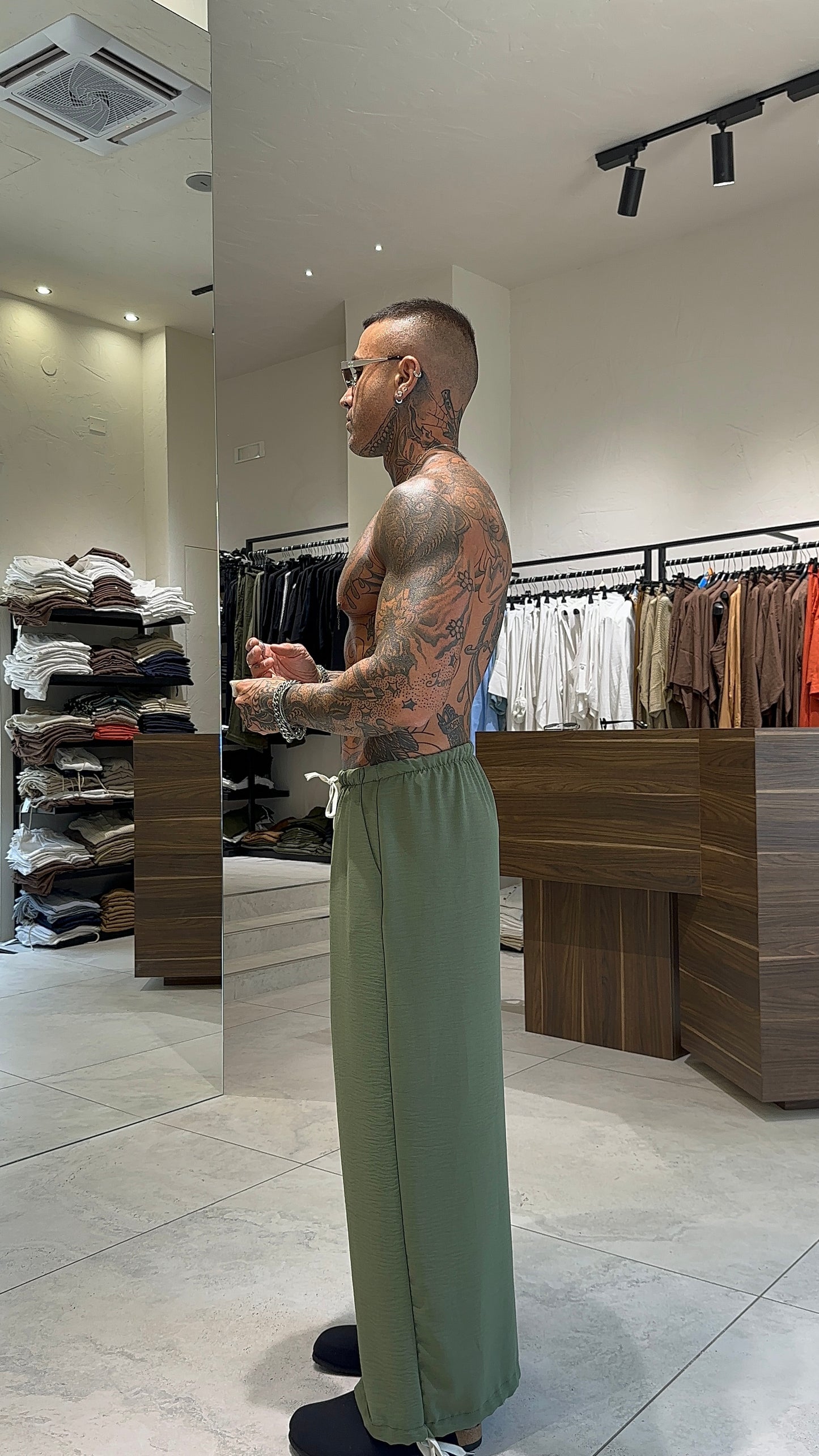 PANTALONE LACCI