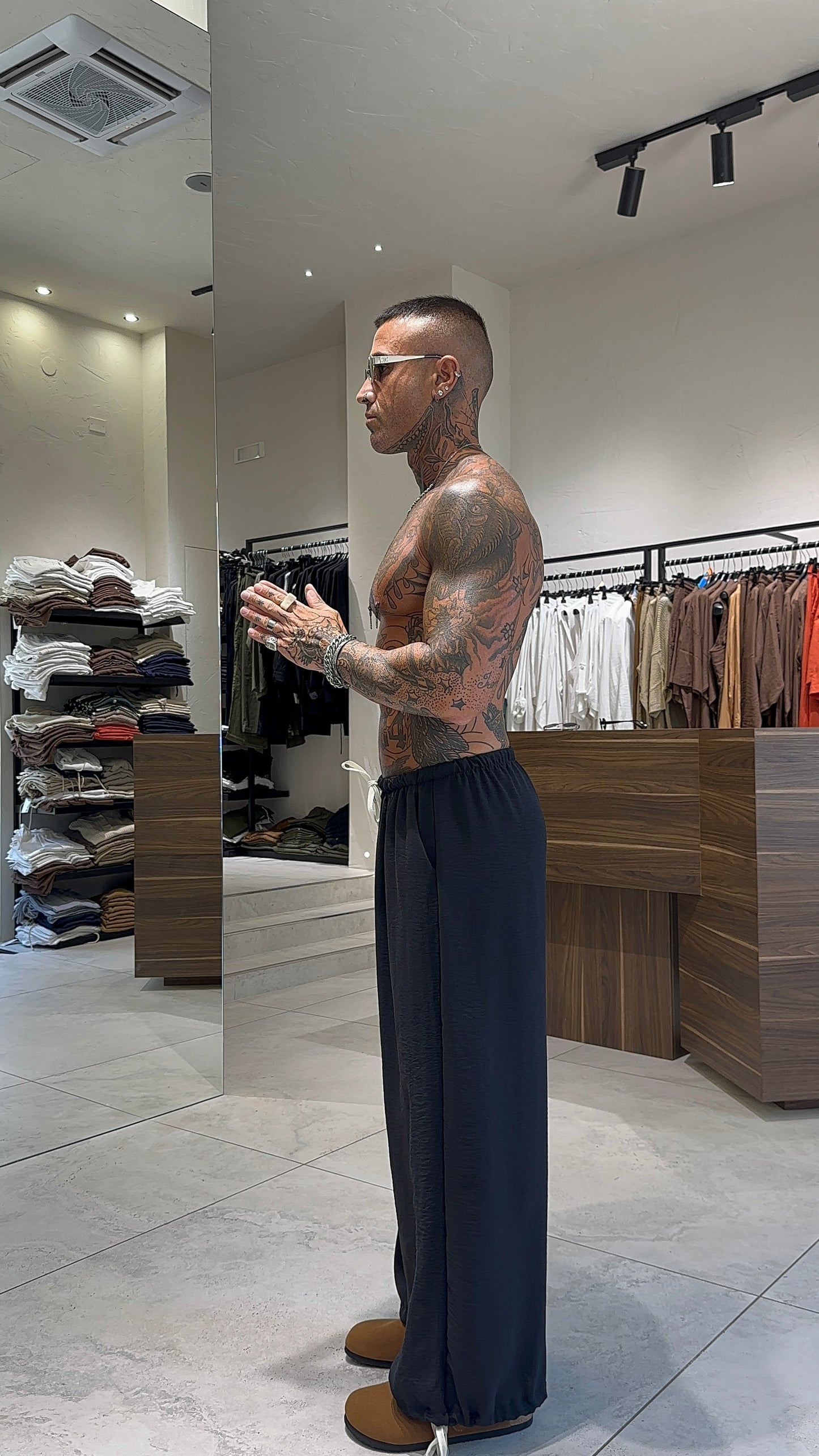 PANTALONE LACCI