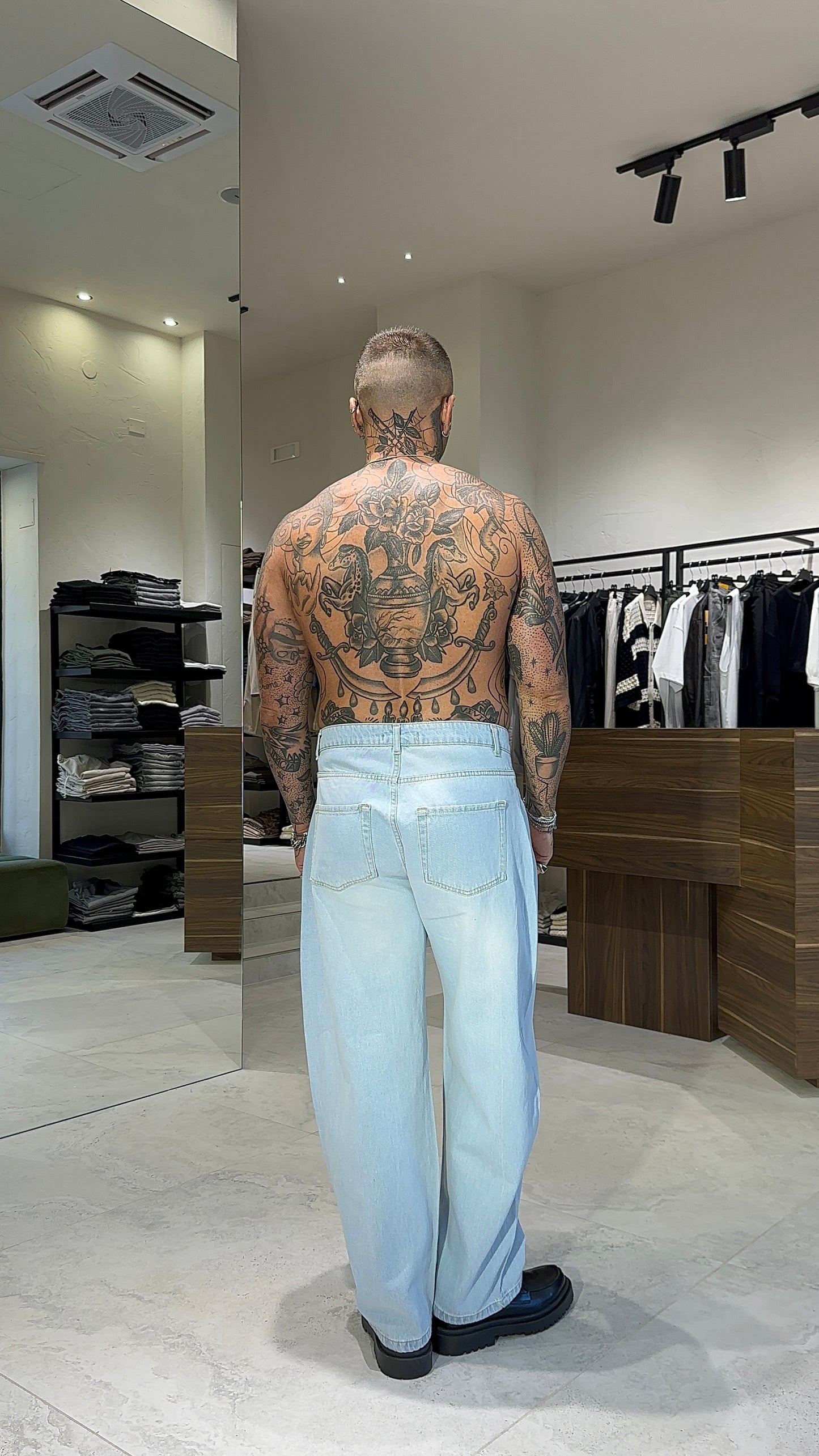 BALLOON JEANS