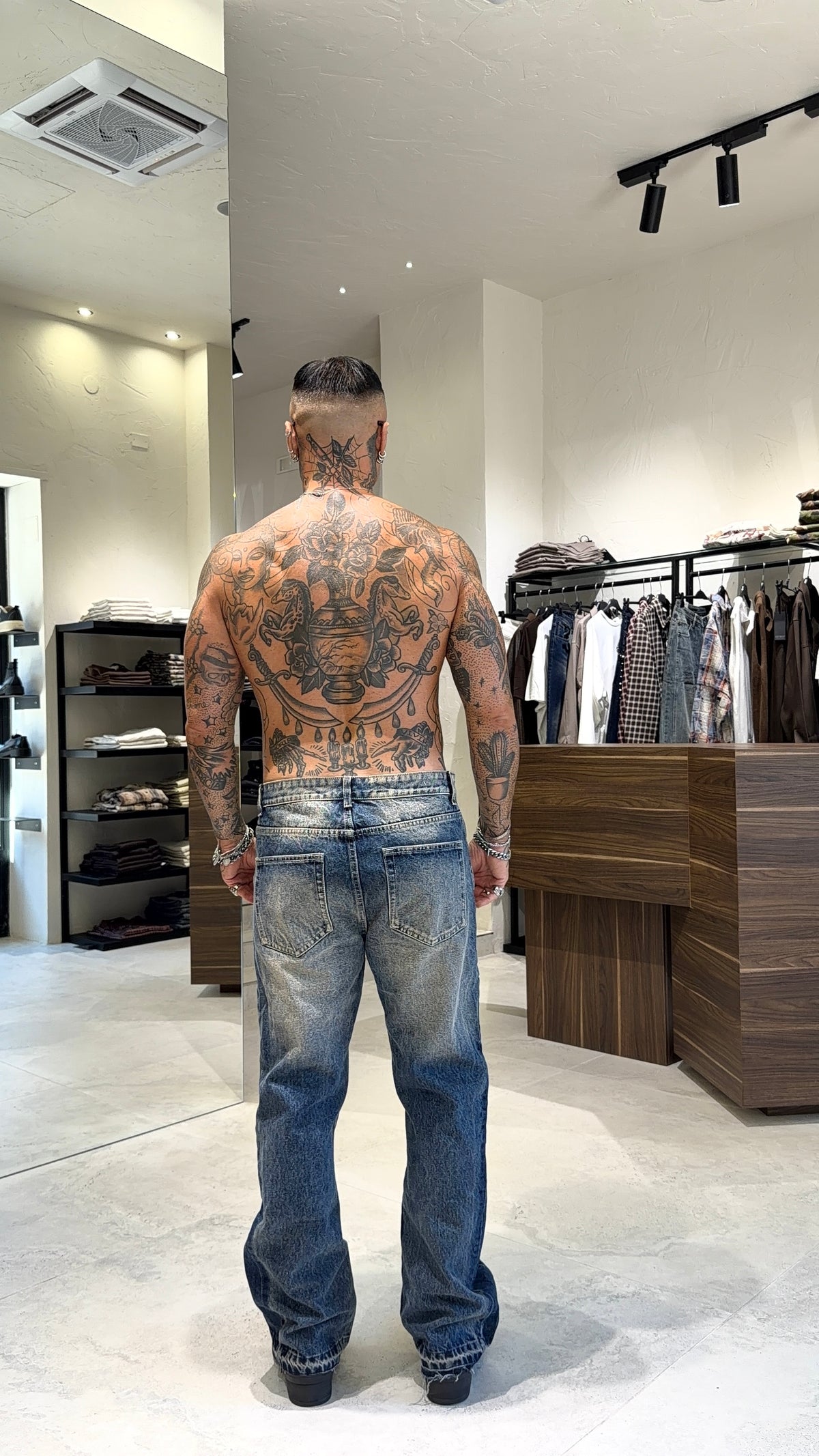 BOOTCUT DES JEANS