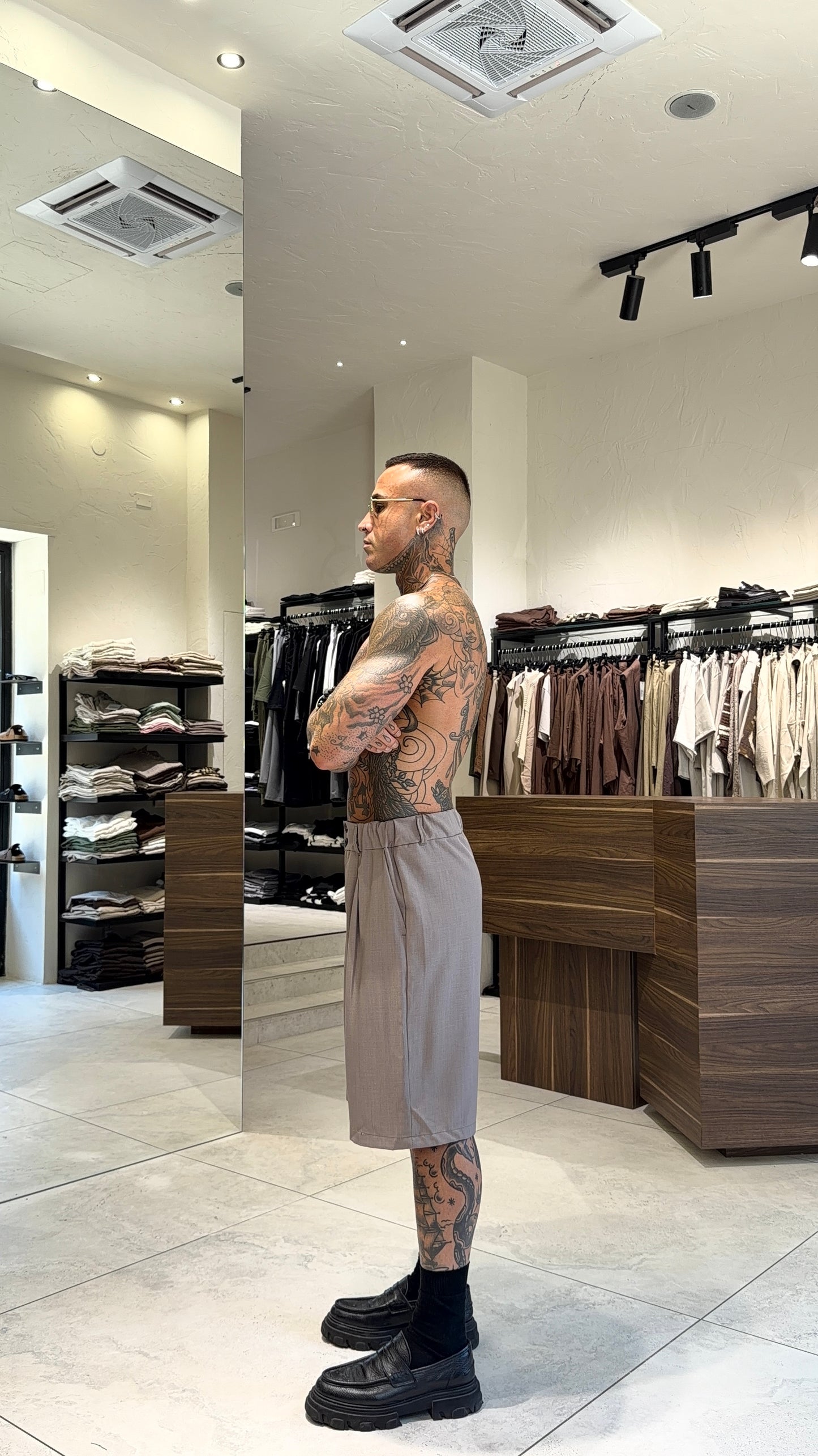 MIHARA SHORTS