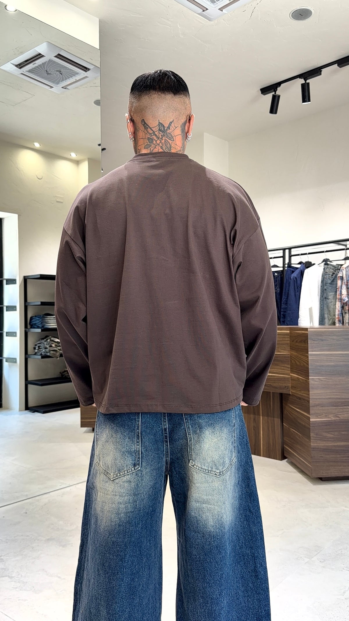 LONG SLEEVE TEE