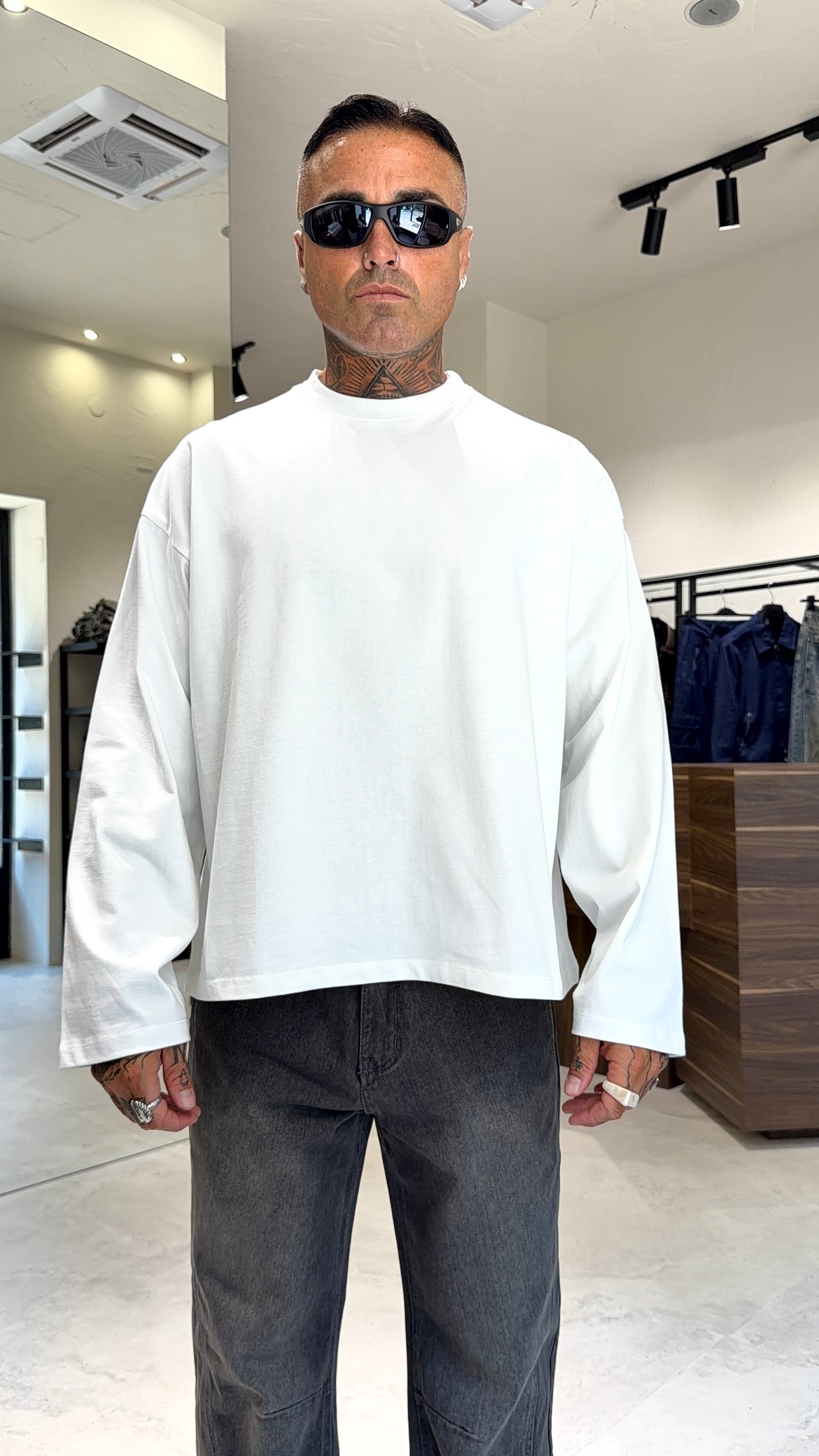 LONG SLEEVE TEE