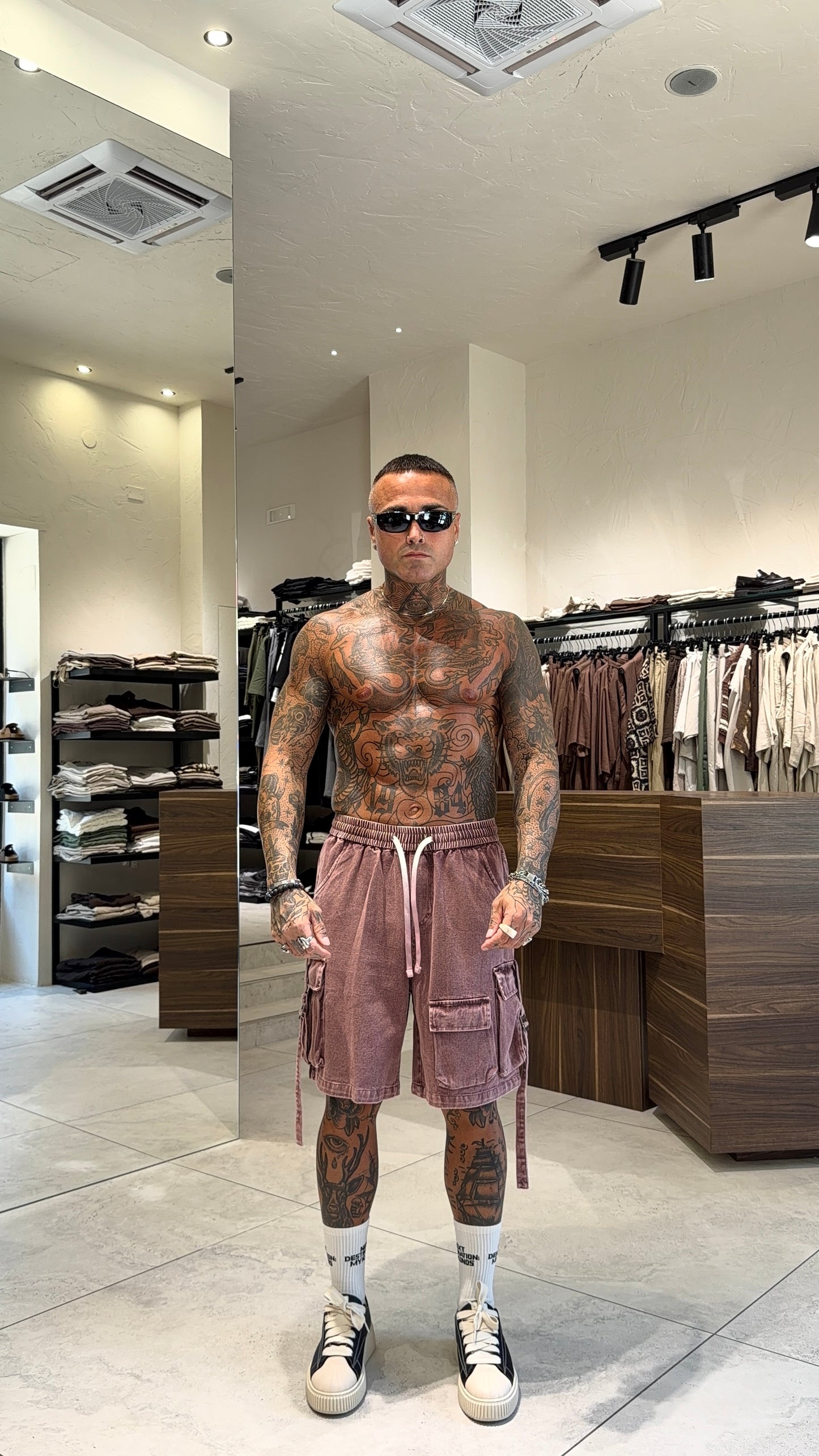 CARGO TINTO SHORTS