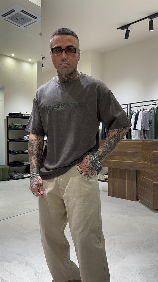 PROFESSIONAL TEE