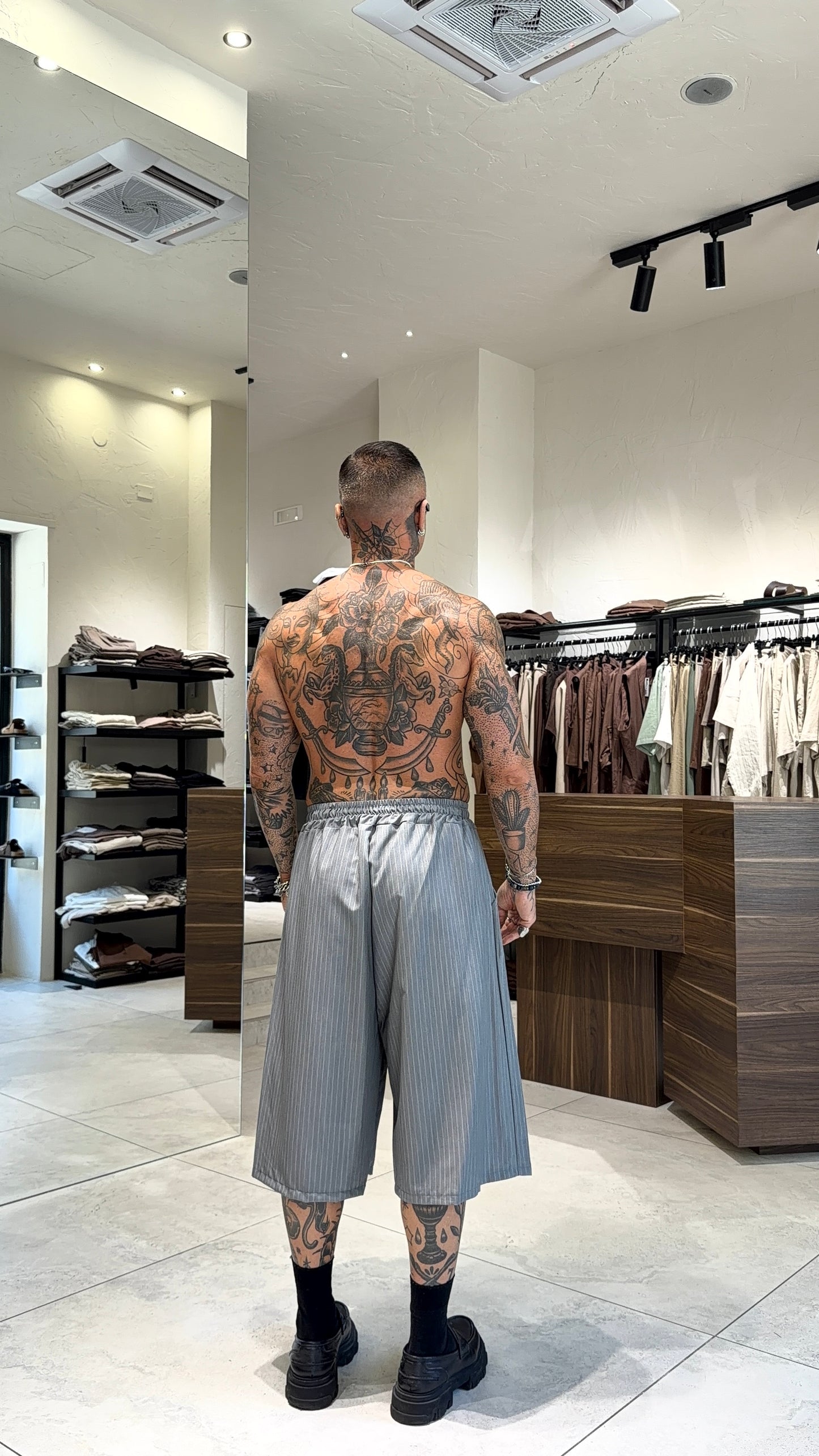 MAGNUM SHORTS