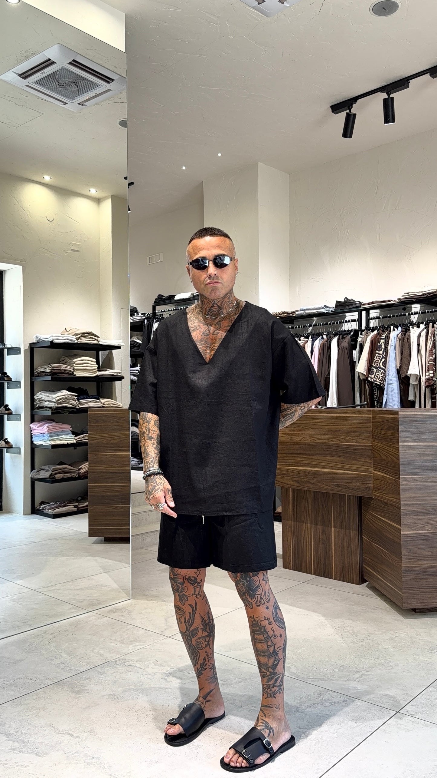 SCOLLO V LINEN TEE