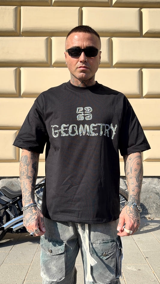 GEOMETRY TEE