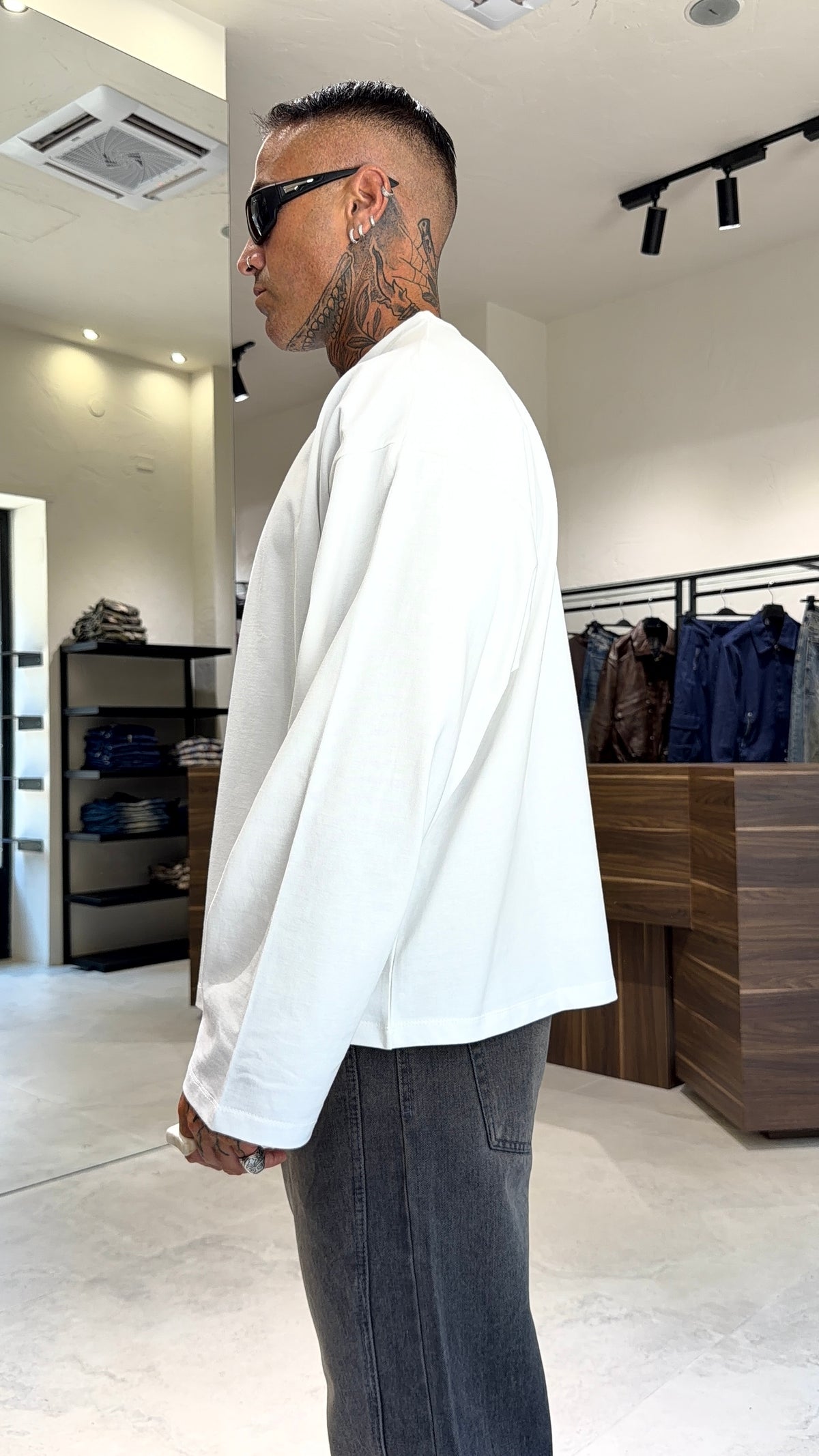 LONG SLEEVE TEE