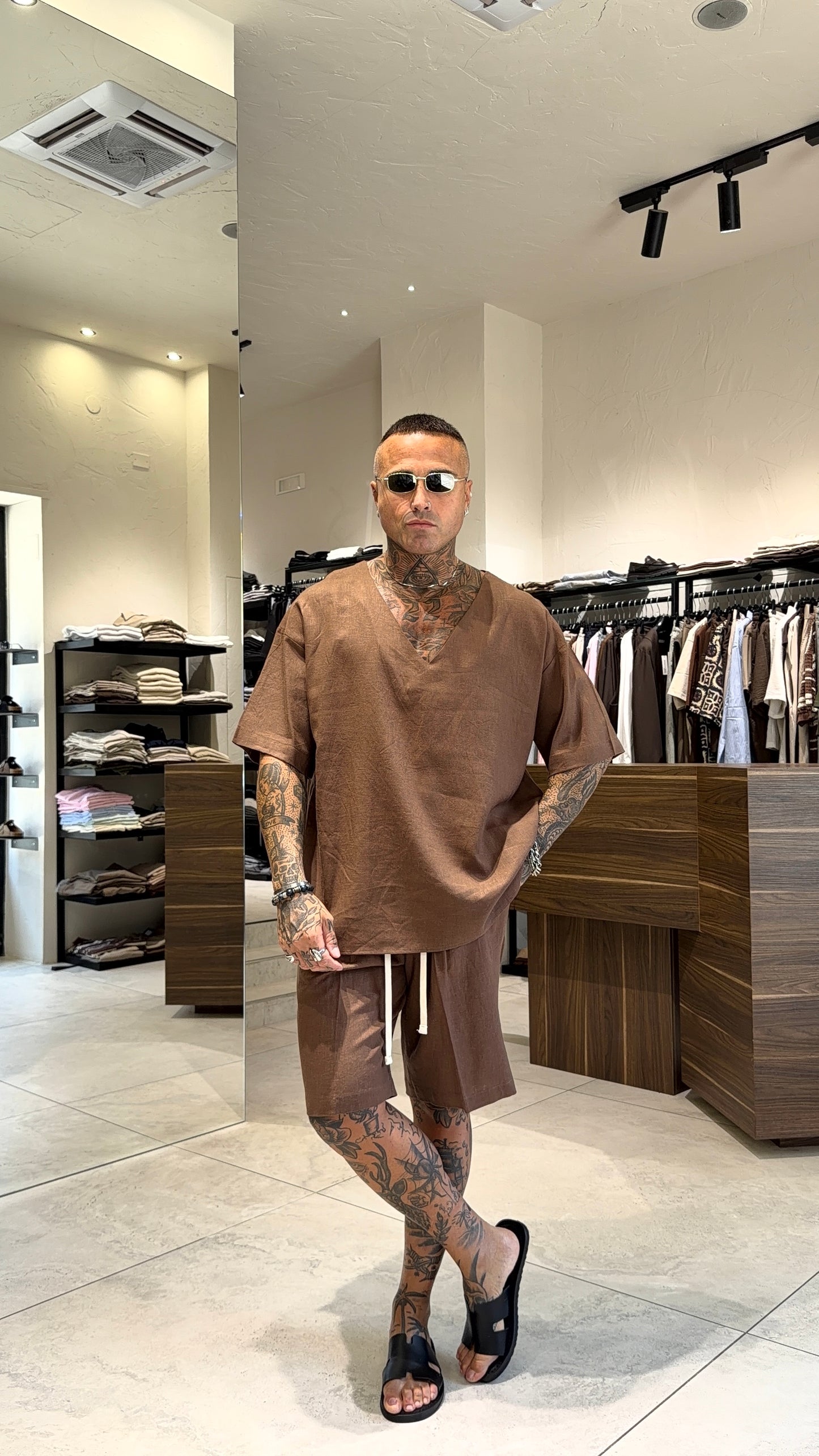 SCOLLO V LINEN TEE