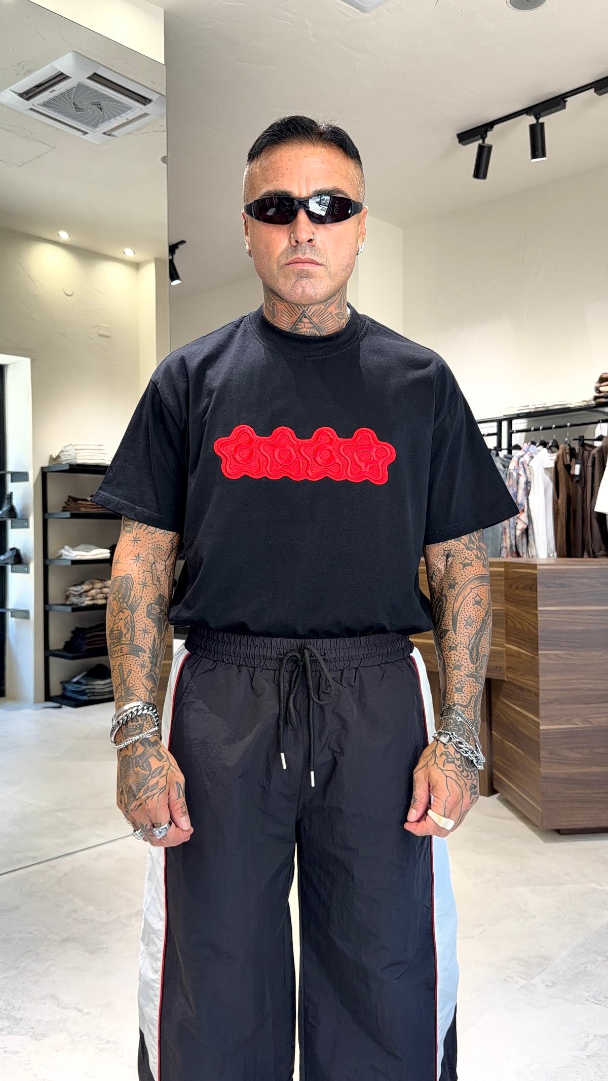 STELLA TEE