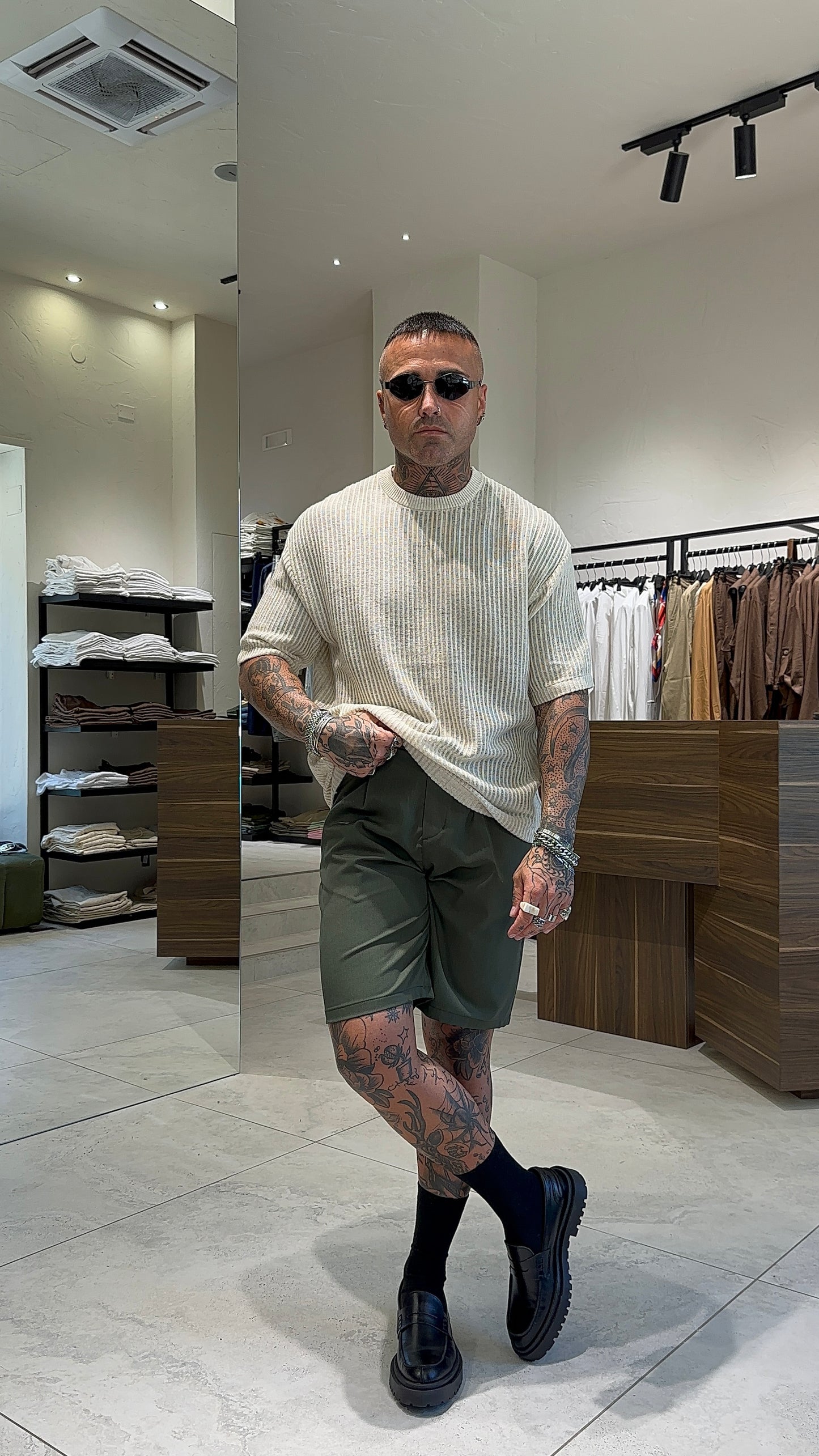 CLASSIC SHORTS