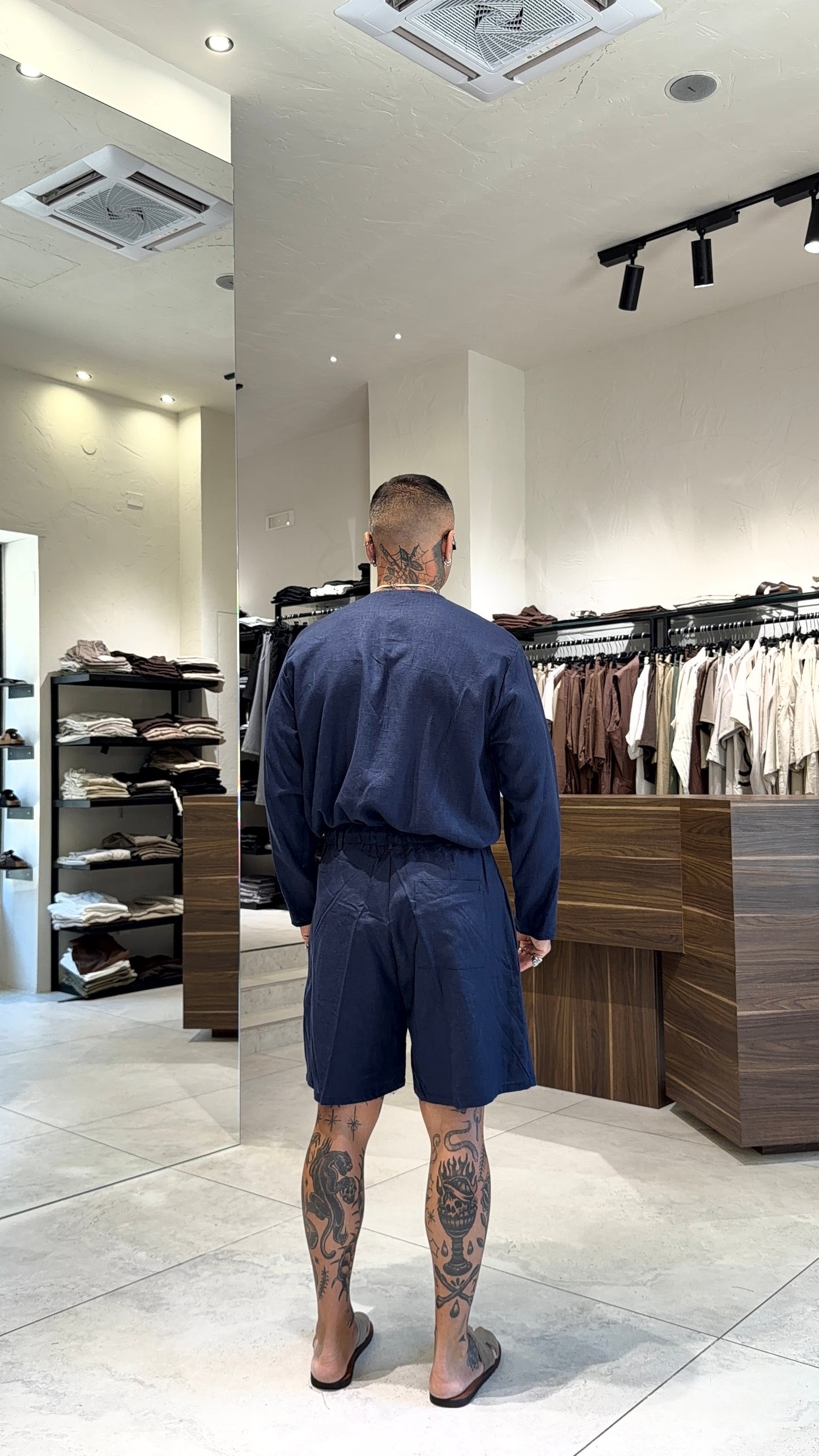CLASSIC LINEN SHORTS