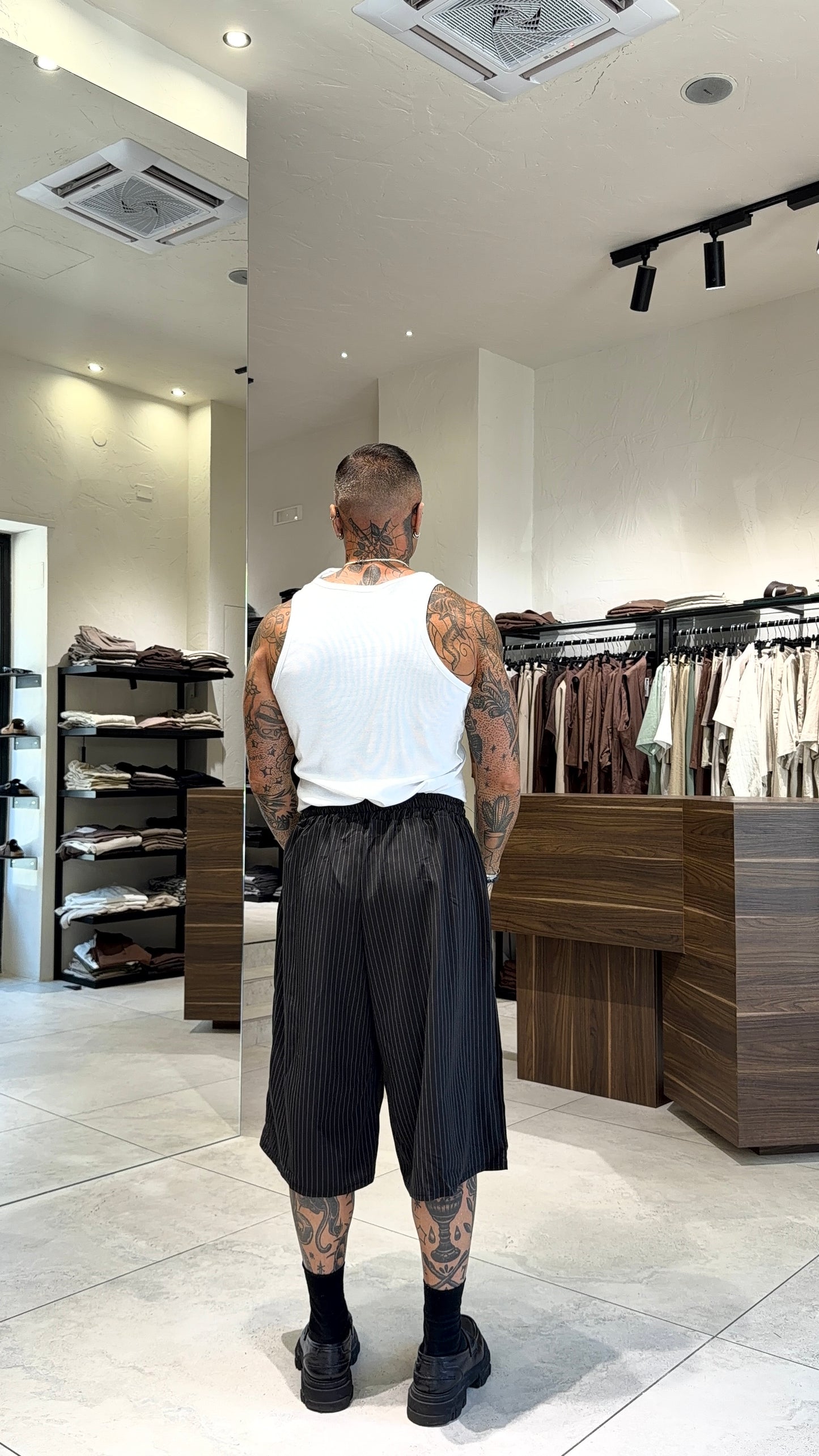 MAGNUM SHORTS