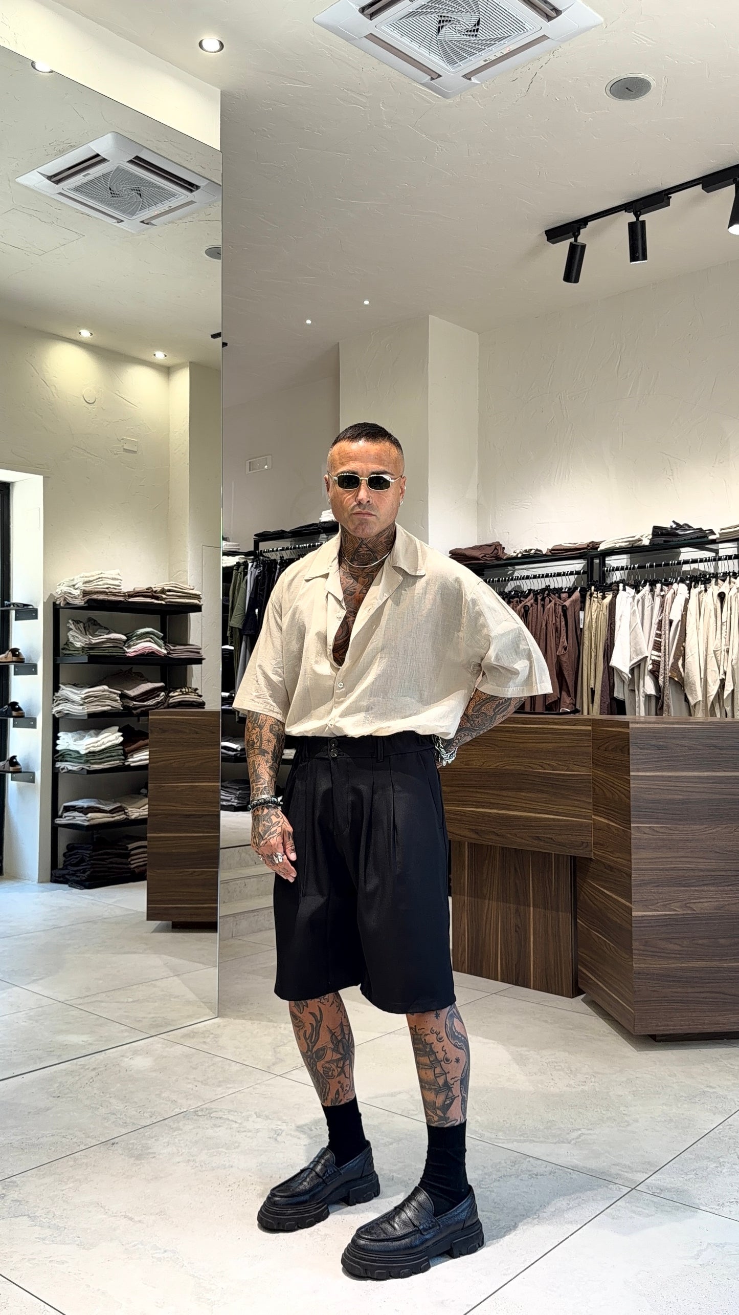 MIHARA SHORTS