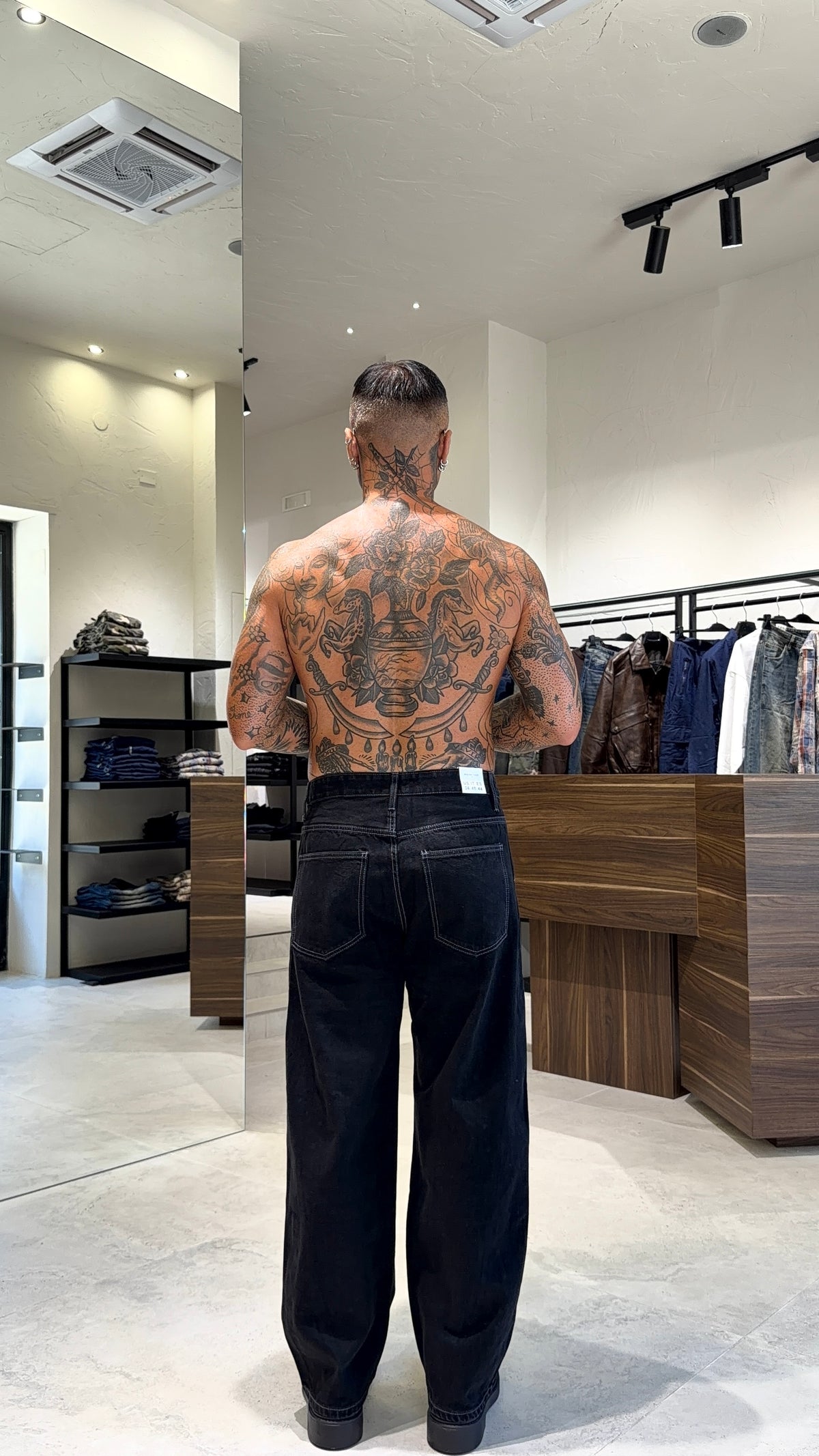 BAGGY METAL JEANS