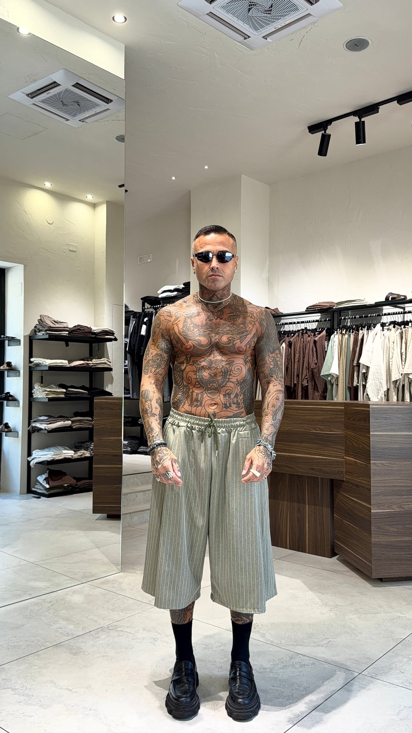 MAGNUM SHORTS