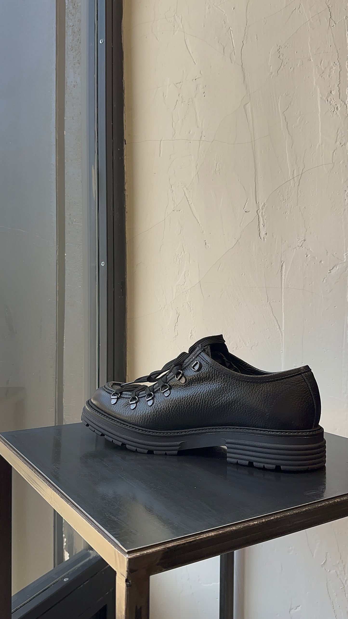 STRINGATE SHOES