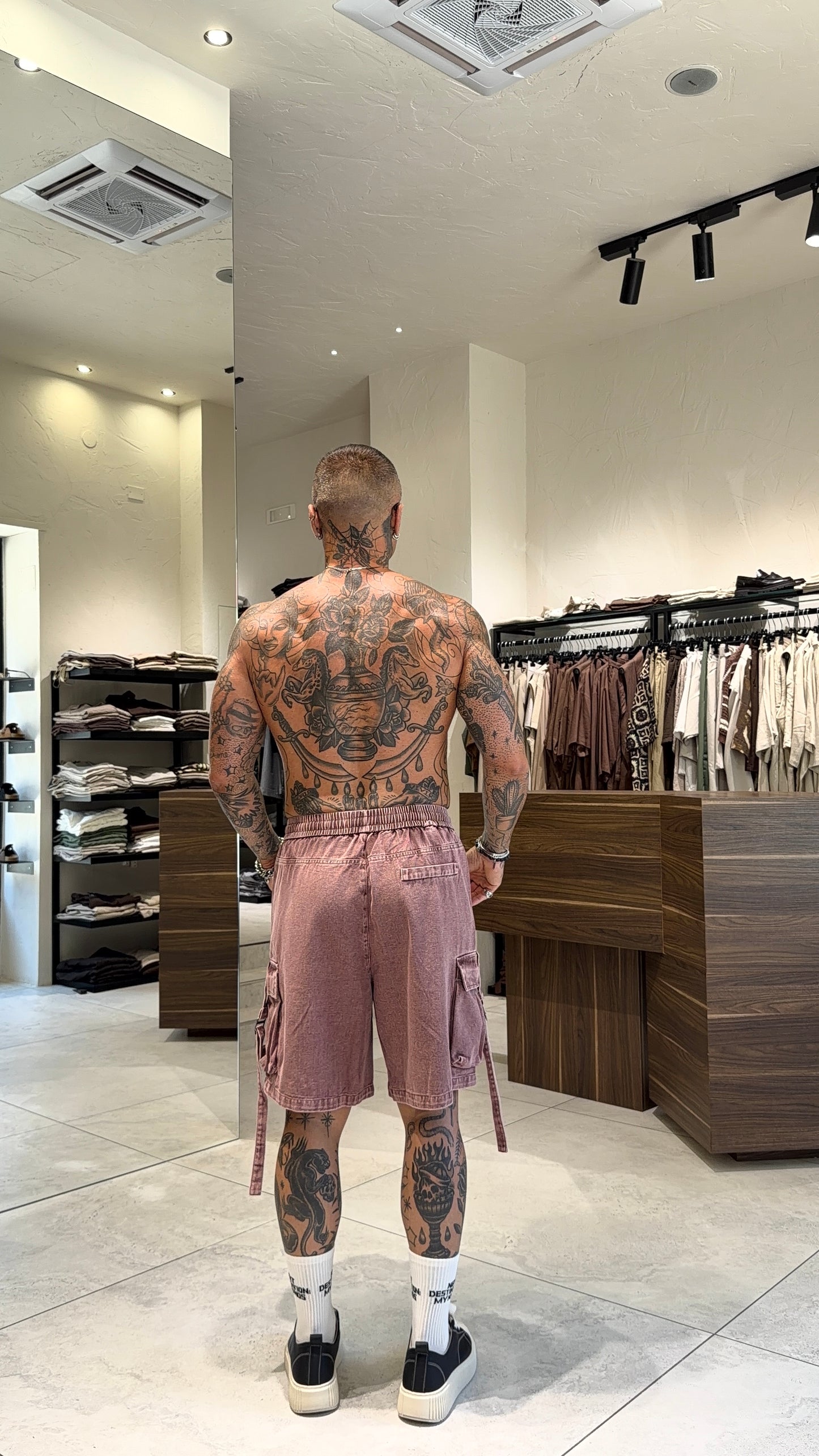 CARGO TINTO SHORTS