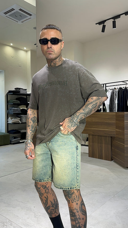 PROFESSIONAL TEE