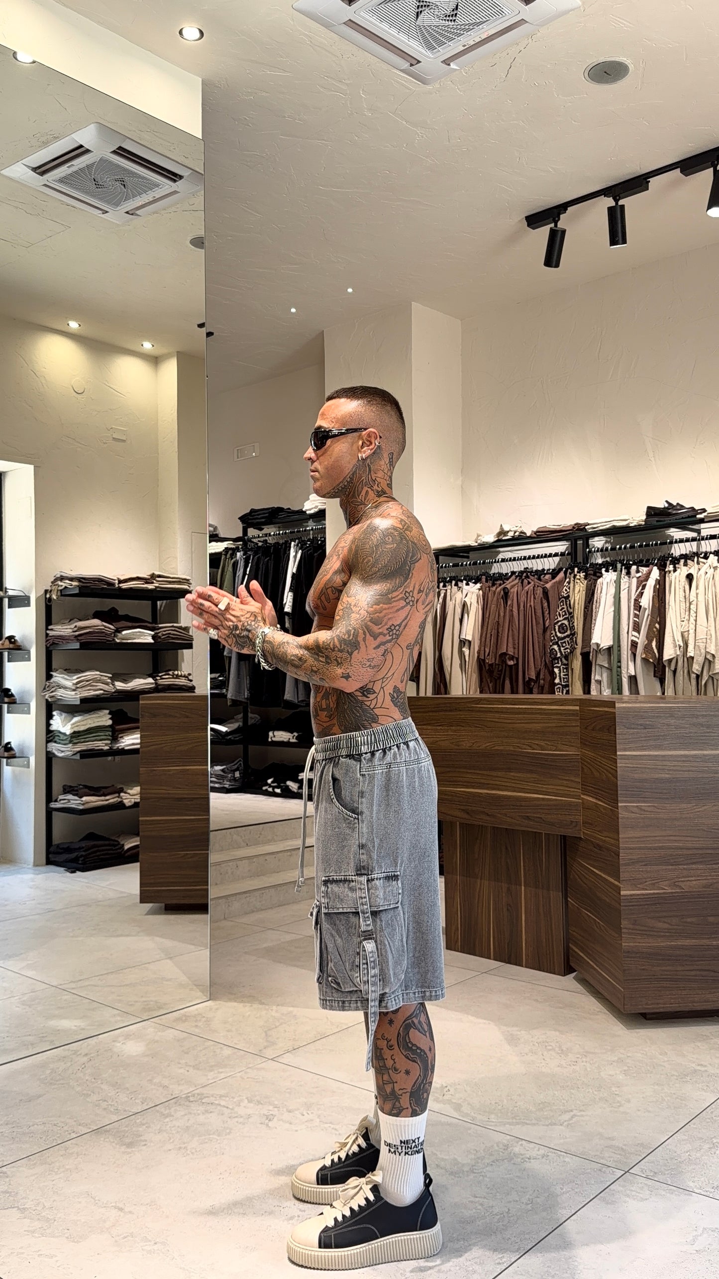 CARGO TINTO SHORTS