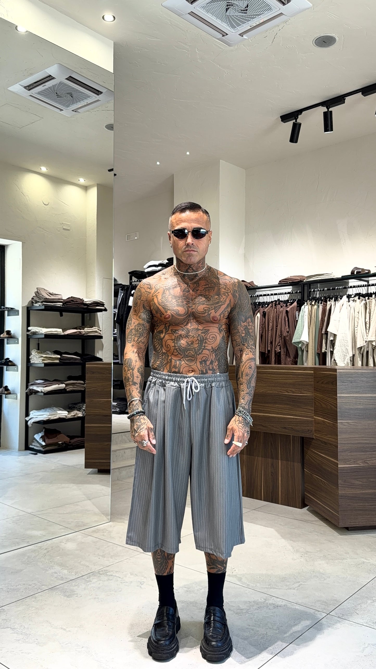 MAGNUM SHORTS