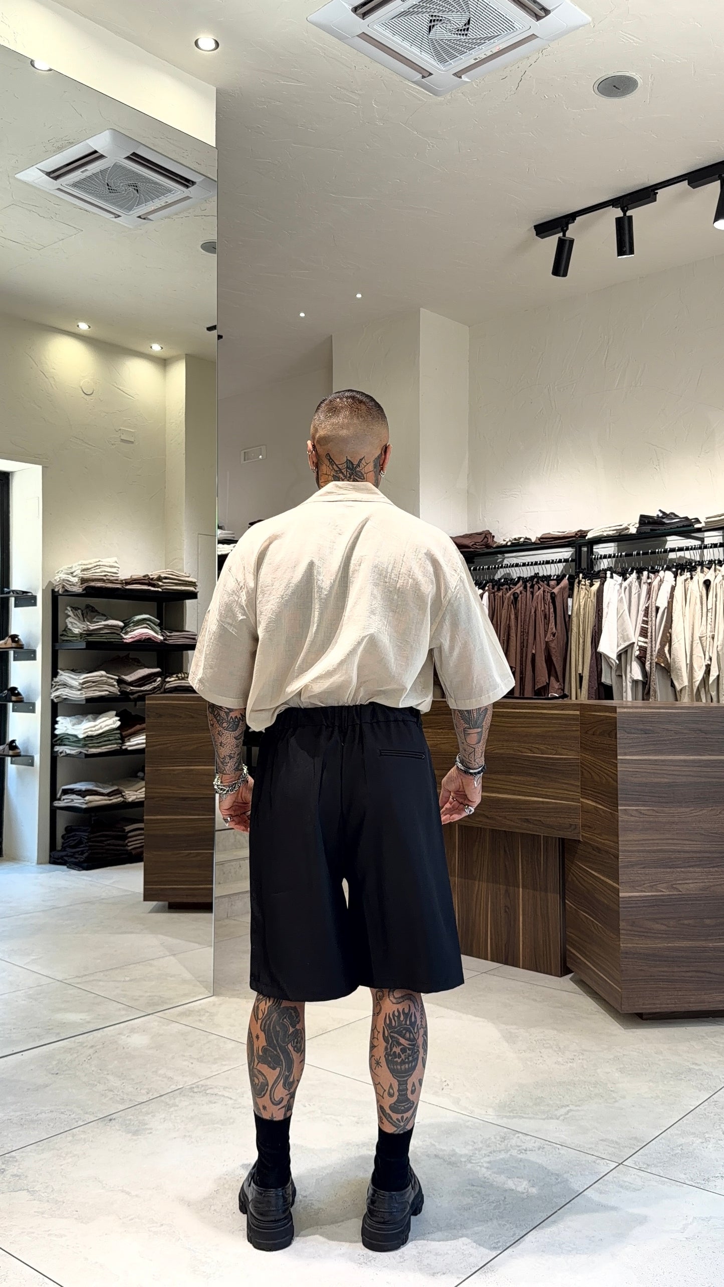 MIHARA SHORTS