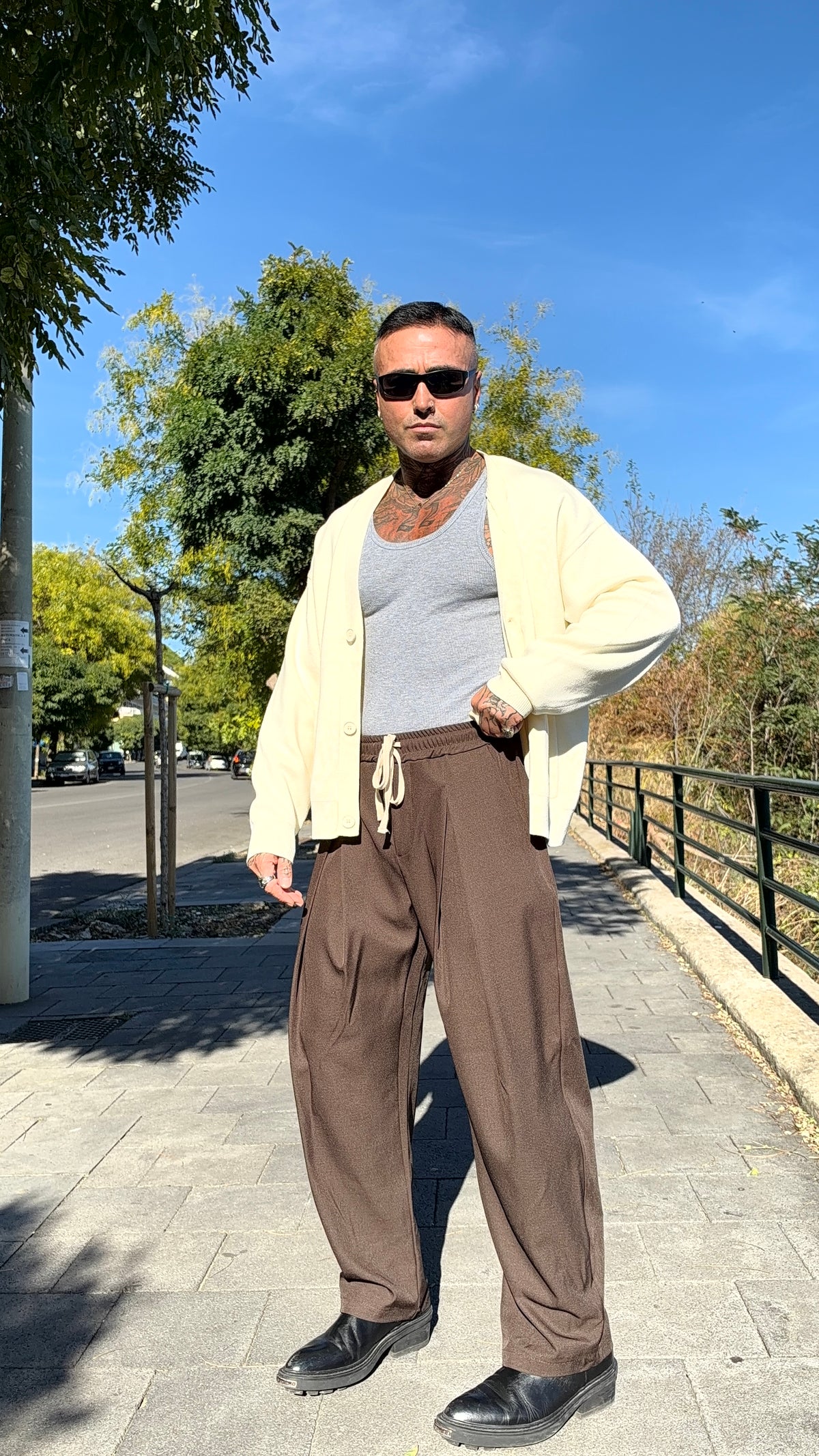 PANTALONE MORBIDO LACCIO