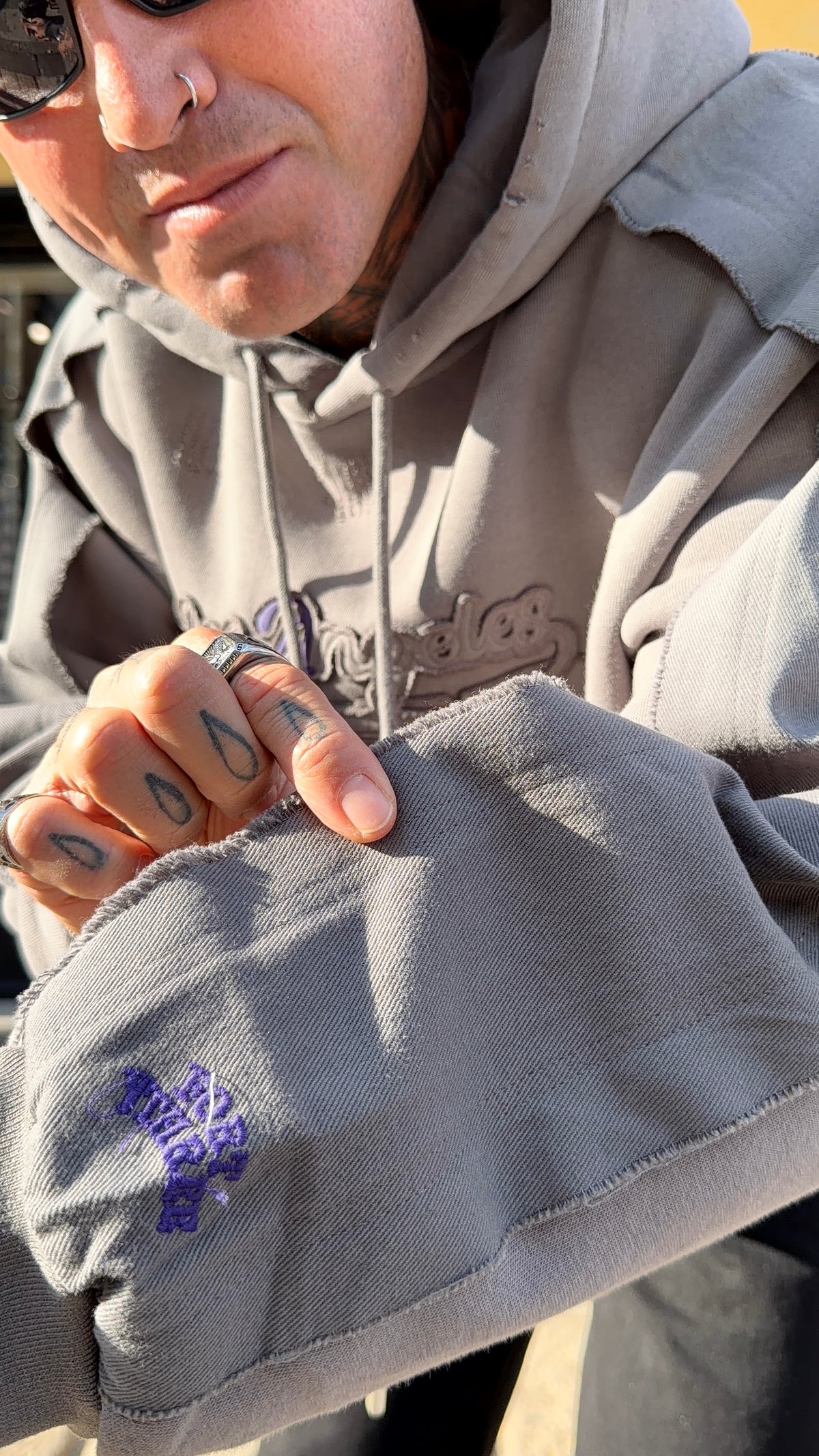 HOODED LOS ANGELS